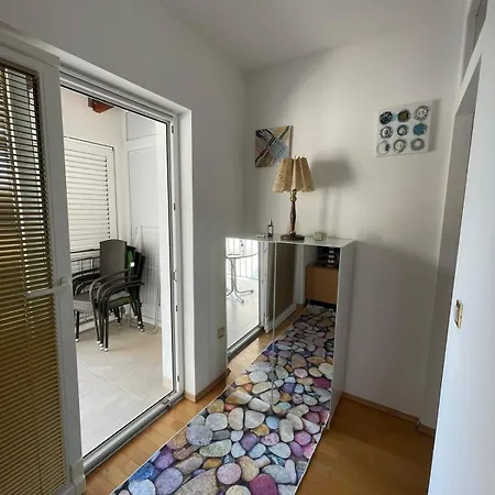 Xena - Balcony And Sea View - First Row To The Sea - Free Wifi - Free Parking Novi Vinodolski