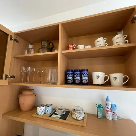 Apartament Xena - Balcony And Sea View - First Row To The Sea - Free Wifi - Free Parking *