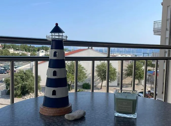 Apartman Xena - Balcony And Sea View - First Row To The Sea - Free Wifi - Free Parking *