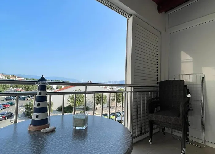 Xena - Balcony And Sea View - First Row To The Sea - Free Wifi - Free Parking *
